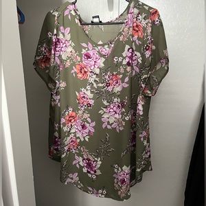 Floral Torrid Plus Size 2 Blouse